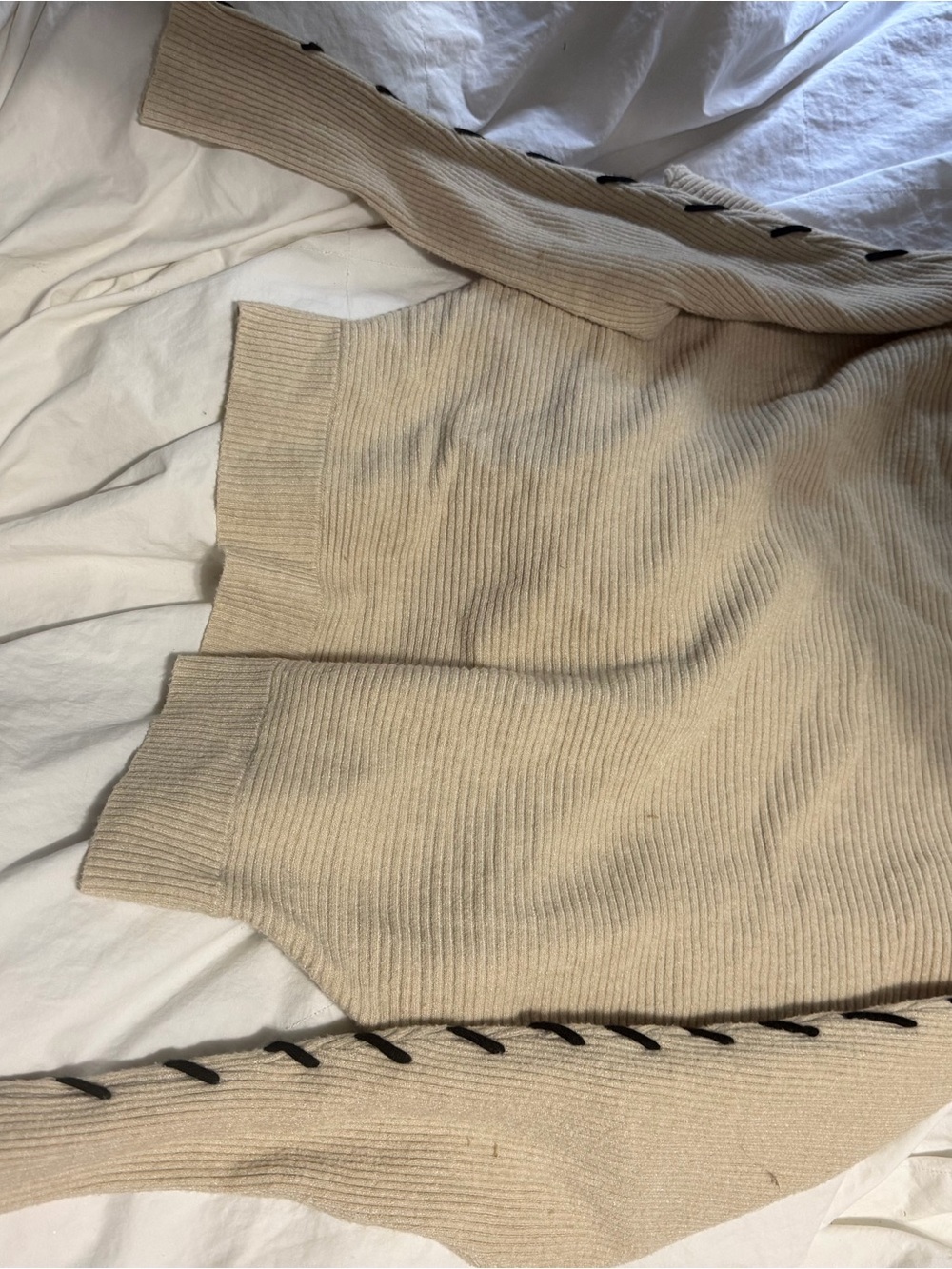 Magaschoni Cream Ribbed Sweater Vest with Sleeve Lace Detail